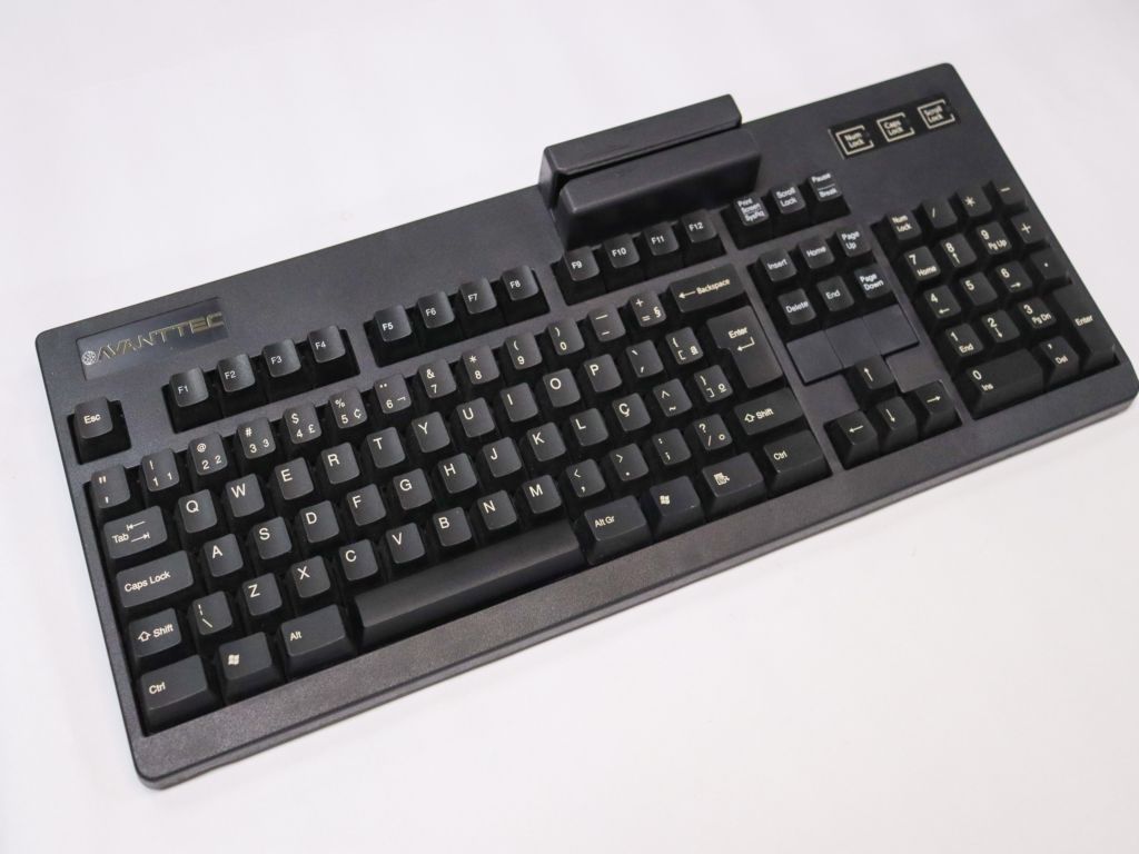 avanttec_teclados_abnt_2